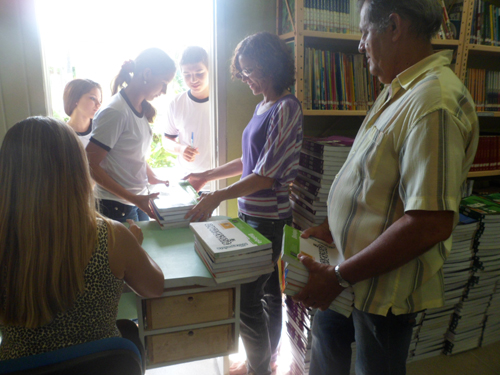 entrega-de-livros-3